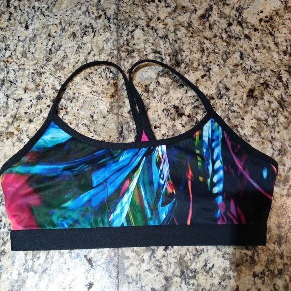 Fabletics 'Snapdragon' Reversible Bra - Picture 5 of 9